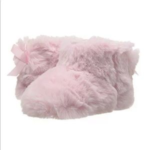 Ugg Jesse Bow II Fluff Fuzzy Boots in Pink-Size